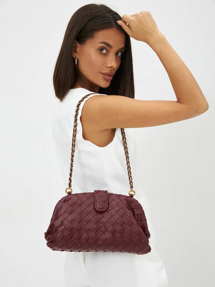 Tessa woven clutch