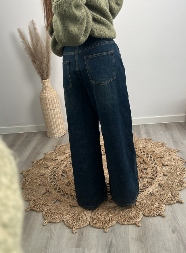 Wide leg