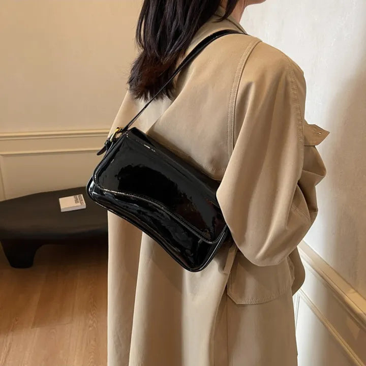 Salla Crossbody Bag
